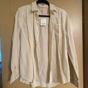 NWOT a.n.a BUTTON-UP